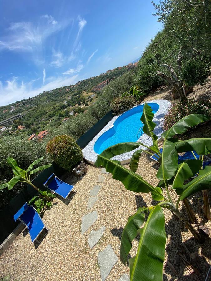 Appartement Residenza Costarossa à Imperia Extérieur photo
